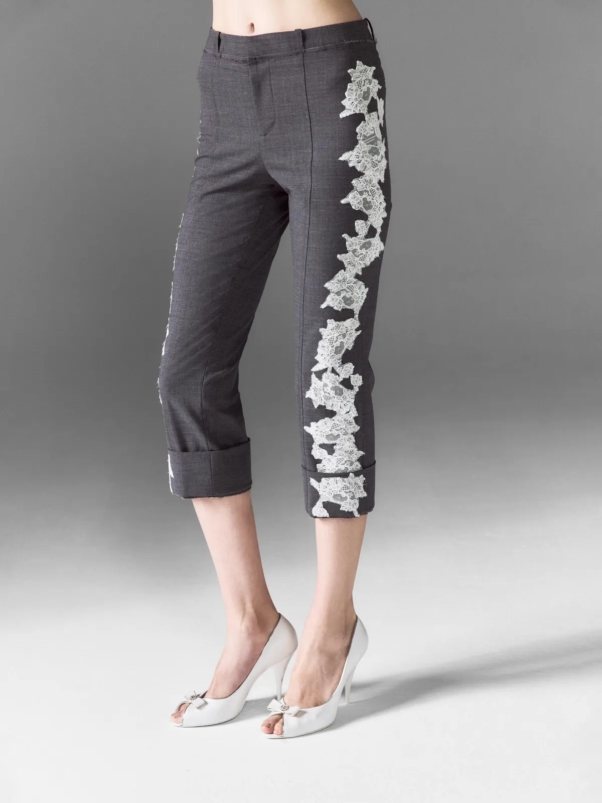 Lingerie-Style Capris